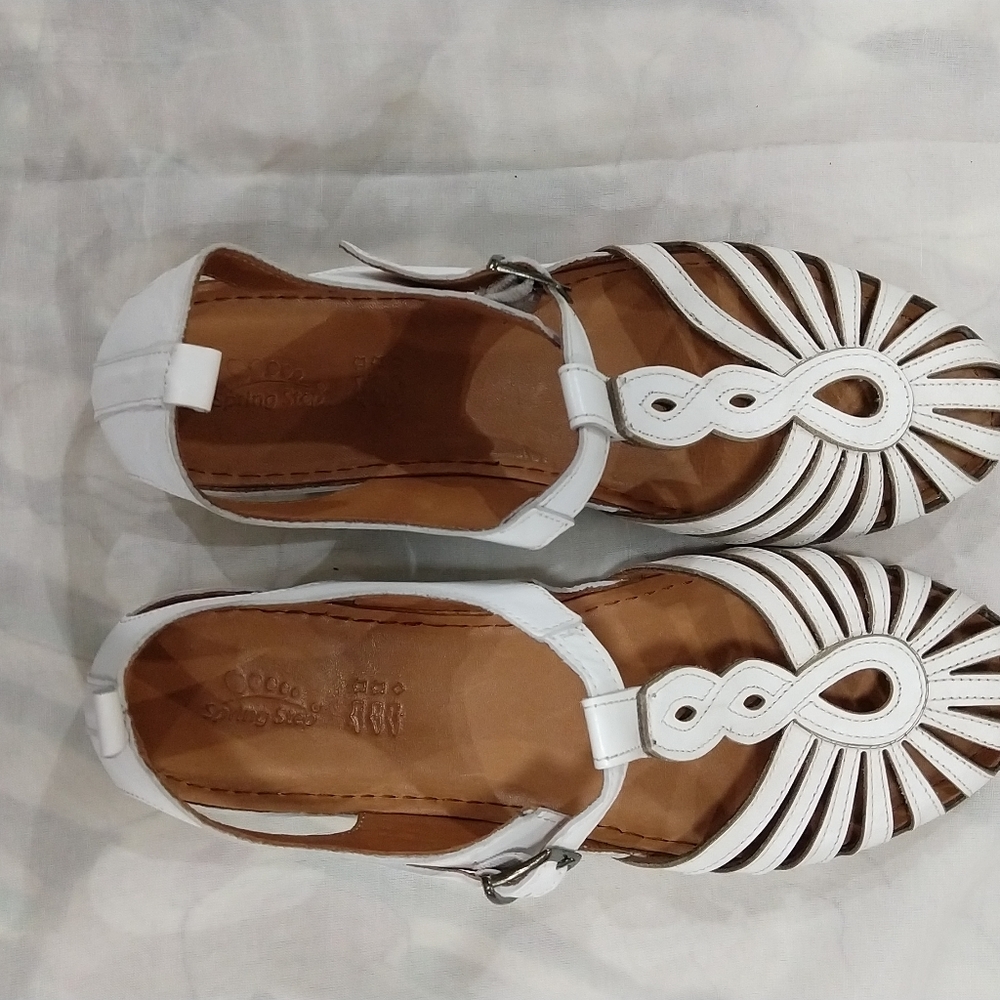 Spring Step flat sandals